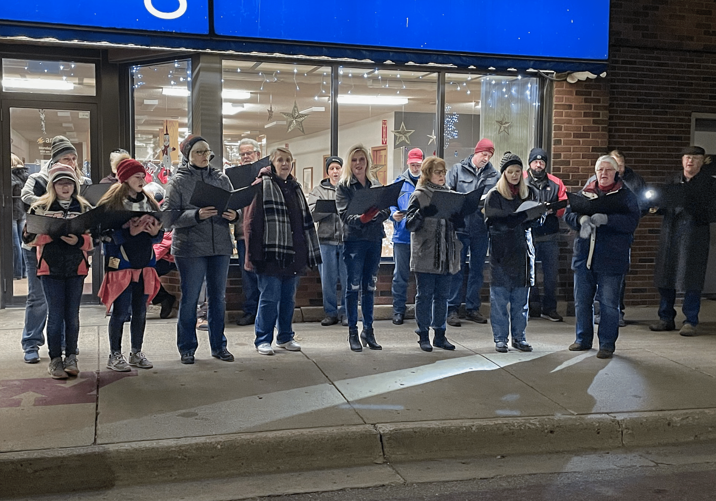 Wabasso-Winterfest-Christmas-Carolers